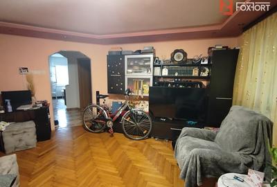 Apartament cu 3 camere semidecomandat, mobilat în Soarelui - 2