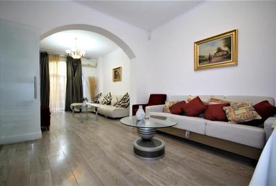 Casă individuală cu 6 camere cu Canalizare în Parcul Carol - 4