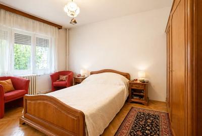 Apartament cu 4 camere decomandat, mobilat în P-ța Romană - 17