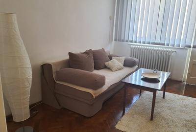 Apartament cu 4 camere decomandat în Central - 5