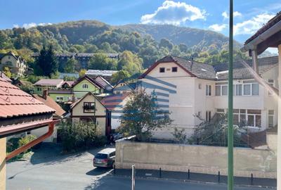 Casă individuală cu 4 camere cu Canalizare în Schei - 5