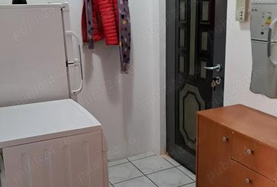 Inchiriez garsoniera - 3