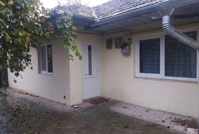 Casă individuală cu 5 camere în Zorilor