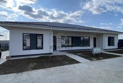 Duplex cu 4 camere cu Canalizare în Clinceni - 16