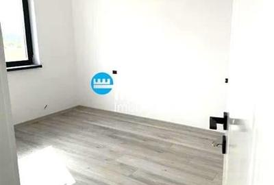 Casa 3 cam,  2 bai, canalizare, 400 teren, Ciurbesti, Miroslava - 6