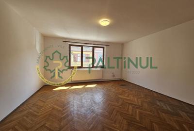 Casă individuală cu 5 camere cu Canalizare în Trei Stejari - 27