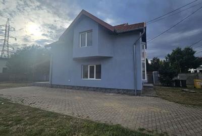 Vila de vanzare in Dumbravita - Str. Ariadna - 8
