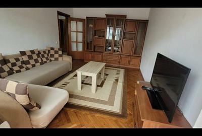 Apartament cu 3 camere decomandat în Dacia - 8