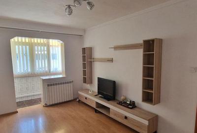 Casa De Cultura 3 camere etajul 2 Casa De Cultura 3 camere etajul 2 - 3