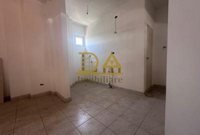 Spațiu comercial, de 80 mp, în Bucureștii Noi - 5