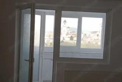 Apartament cu 2 camere decomandat în Cetate - 4