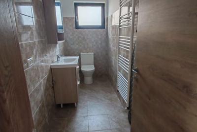 Casă cu 4 camere în Stupini - 5