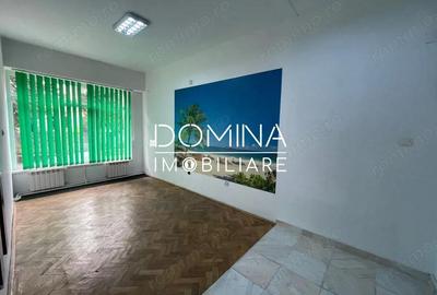 Spațiu comercial, de 25 mp, în Central - 4