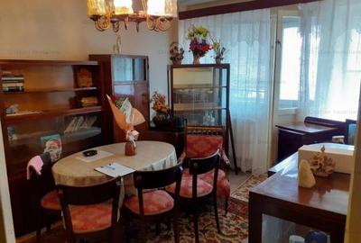 Apartament cu 3 camere semidecomandat în Gării - 1