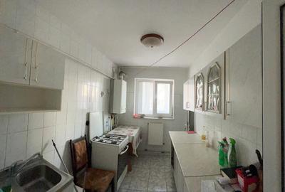 Apartament cu 3 camere in Micro 18 Apartament cu 3 camere in Micro 18 - 5