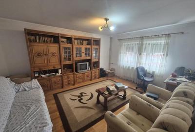 Apartament cu 3 camere în 13 Septembrie - 1