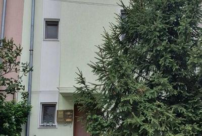 Casă cu 4 camere în Central - 6
