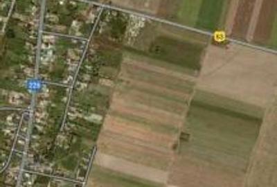 Teren de 5000 mp, în Central - 3