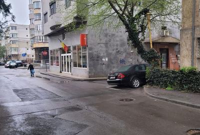Spațiu comercial, de 120 mp, în Central - 11