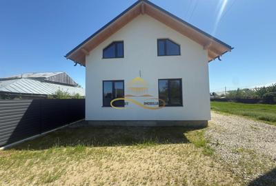 Casă individuală cu 4 camere cu Canalizare în Mărgineni - 15
