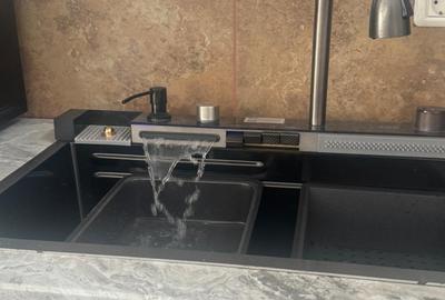 Apartament in zona Family Mall Miroslava, 100 ml fata de statia de autobuz - 10