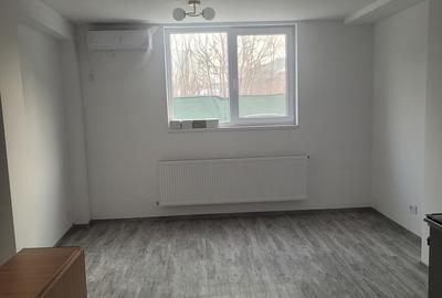 13 Septembrie, Mall Vulcan - 3