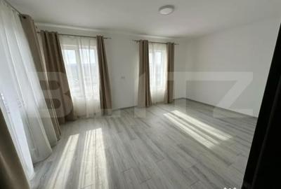 Apartament cu 3 camere semidecomandat în Viișoara - 1
