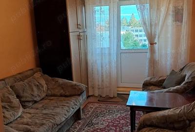 Apartament cu 4 camere decomandat în Traian - 4
