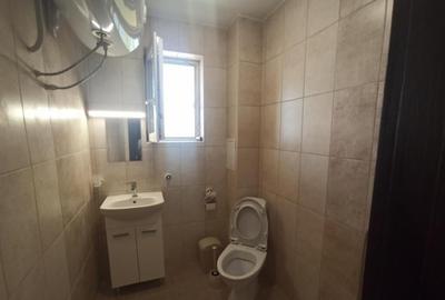 Spre vanzare garsoniera pe Calea Bucuresti - 1