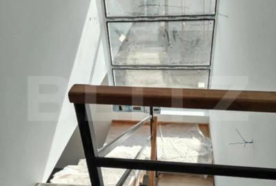 Casă cu 7 camere cu Teren 600 Mp în Central - 6