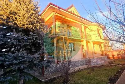 Casă cu 7 camere cu Teren 570 Mp în Roman - 10