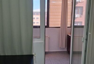 Garsonieră decomandată în Central - 1