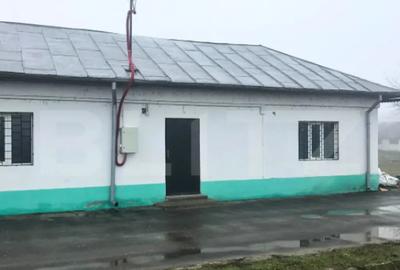 Spațiu comercial, de 65 mp, în Central - 8