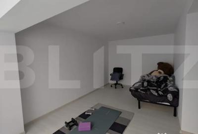 Casă cu 4 camere cu Teren 784 Mp în Central - 2