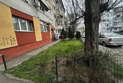 Spațiu comercial, de 70 mp, în Central - 9