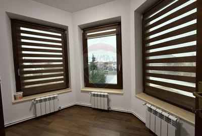 Casă individuală cu 7 camere cu Garaj în Central - 17