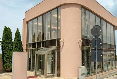 Spațiu comercial, de 250 mp, în Central - 2