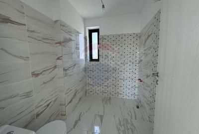 Casă cu 5 camere cu Teren 440 Mp în Periș - 2