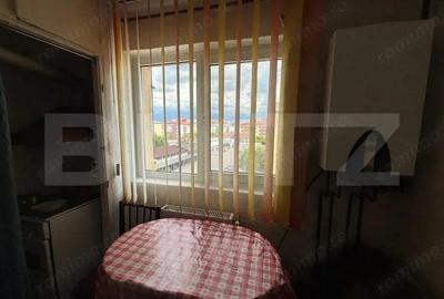 Apartament de vanzare, cu 2 camere, 49 mp, zona Micro 11 - 2