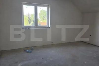 Casă cu 8 camere cu Teren 1500 Mp în Central - 13