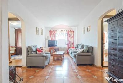 Apartament cu 4 camere decomandat în Răcădău - 14