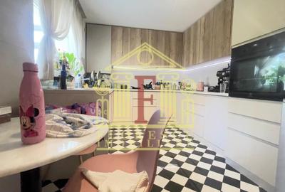 Duplex cu 6 camere cu Canalizare în Copou - 6