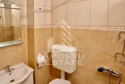 Garsonieră decomandată, mobilată în Central