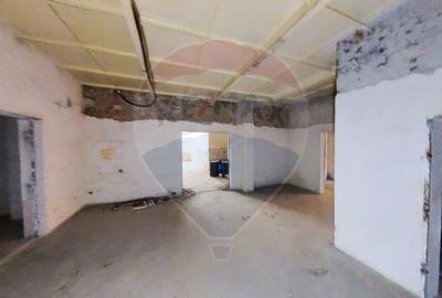 Spatiu industrial de 2060mp cu teren de 3358mp de vanzare Str Turnului - 30