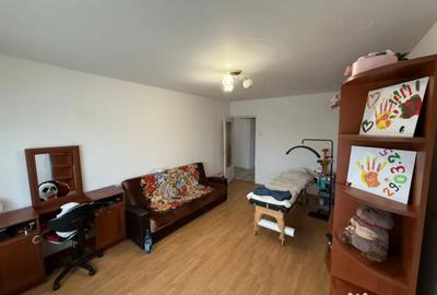 Apartament cu 3 camere decomandat, mobilat în Republicii - 9