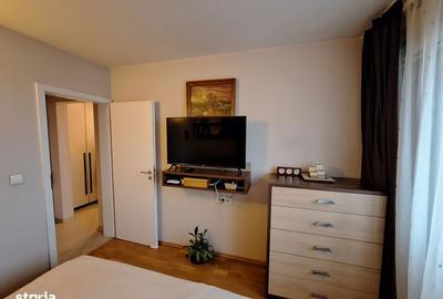 Apartament cu 3 camere decomandat, mobilat în Circumvalațiunii - 11