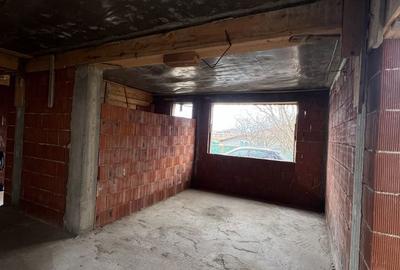 Casă cu 4 camere în Cihei - 2