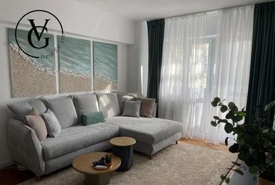 Apartament cu 3 camere decomandat, mobilat în Victoriei
