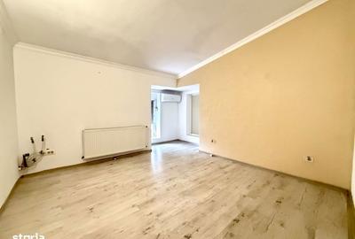 Spațiu comercial, de 81 mp, în Central - 4