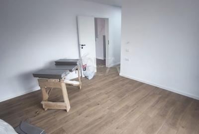 Apartament cu 4 camere decomandat în Crângași - 2